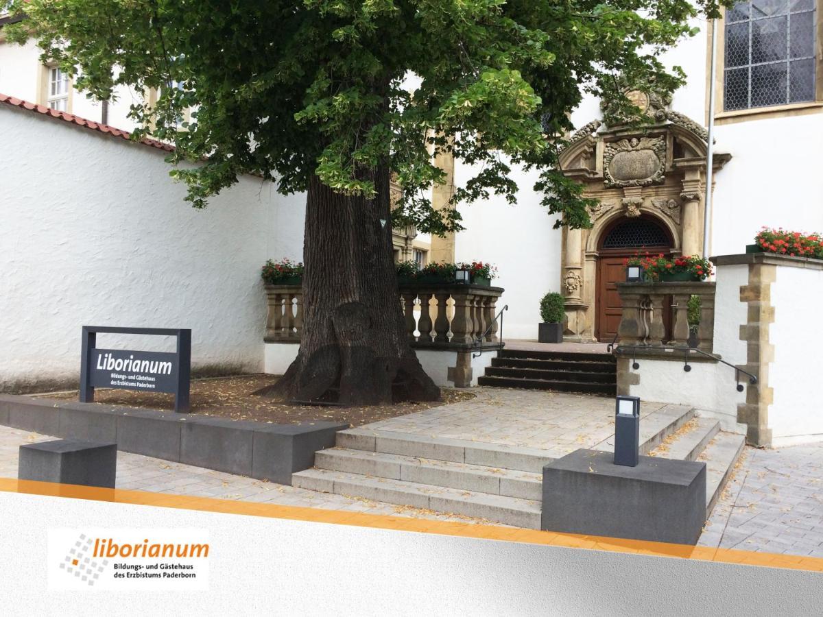 Hotel Bildungs- Und Tagungshaus Liborianum Paderborn Exterior foto